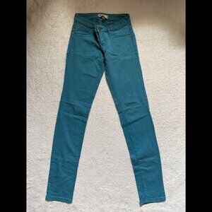 GRG DNM Low-Rise Slim Jeans